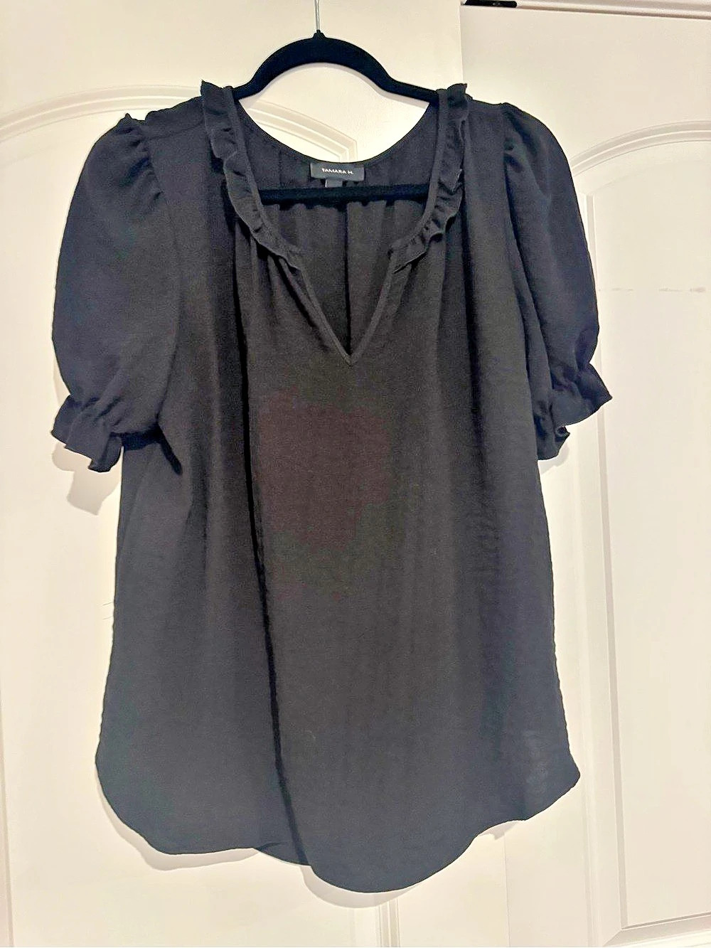Tamara H. Ruffle Neck Puff Sleeve Blouse in Black Size Large